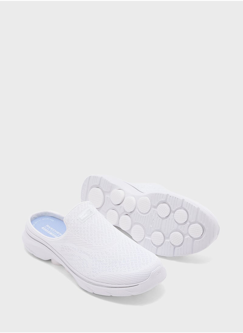 SKECHERS - Go Walk 7 - Image 1