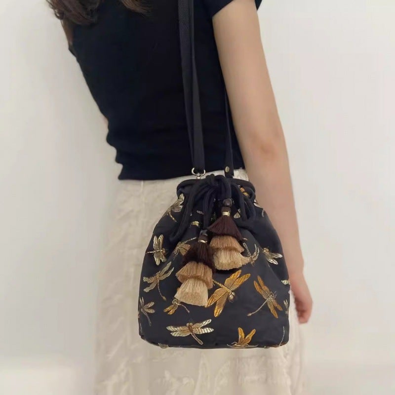 Embroidered Fabric Bag Tassel Crossbody Shoulder Bag New Chinese Style Dragonfly Bucket Bag Ethnic Style Artistic Drawstring Hanfu Bag - Image 4
