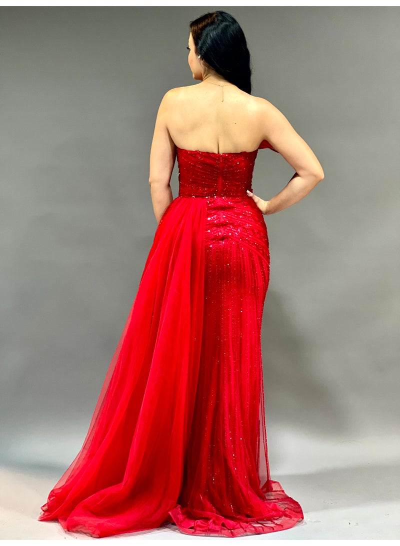 FAIZ COUTURE Elegant Red Strapless Evening Gown with Sculpted Detail and Side Slit - Image 3