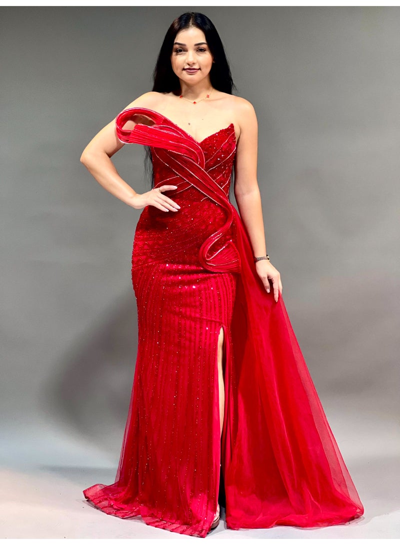 FAIZ COUTURE Elegant Red Strapless Evening Gown with Sculpted Detail and Side Slit - Image 1