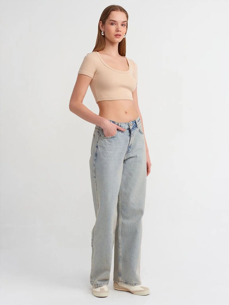DILVIN Women's Ribbed Crop T-Shirt - Image 3
