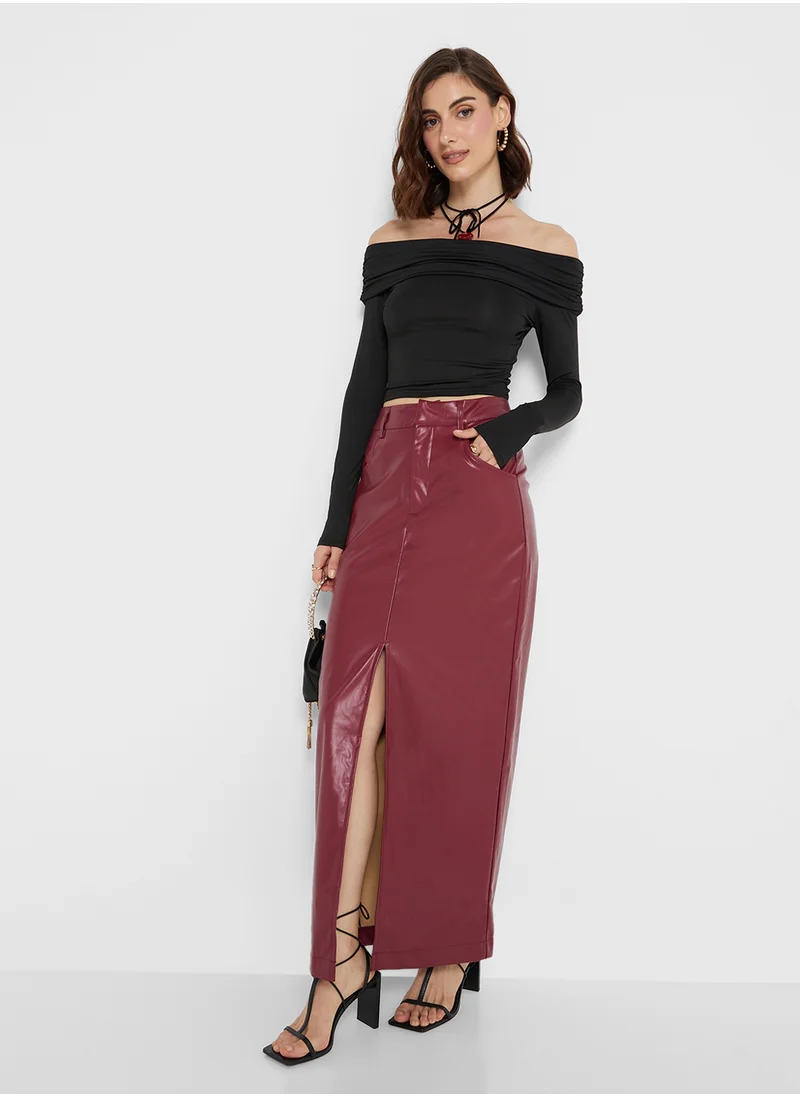 جينجر Off Shoulder Gather Detail Top
