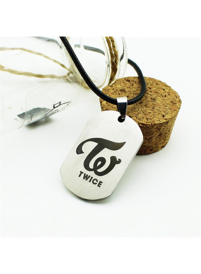 GR Hot European And American Style Kpop Twice Keychain Key Ring Chaverio Llavero Simple And Fashionable - Image 1