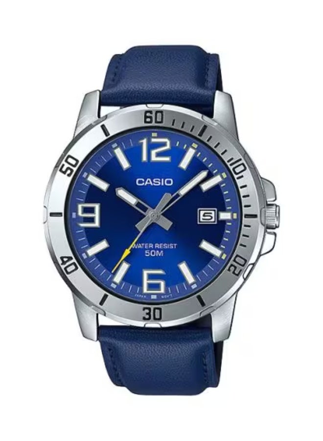 كاسيو ساعة يد جلدية للرجال بعقارب مقاس  مم