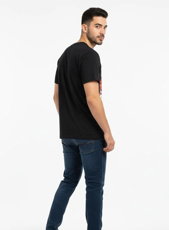 تايك تو تيشيرت بطبعة جرافيك مع أكمام قصيرة