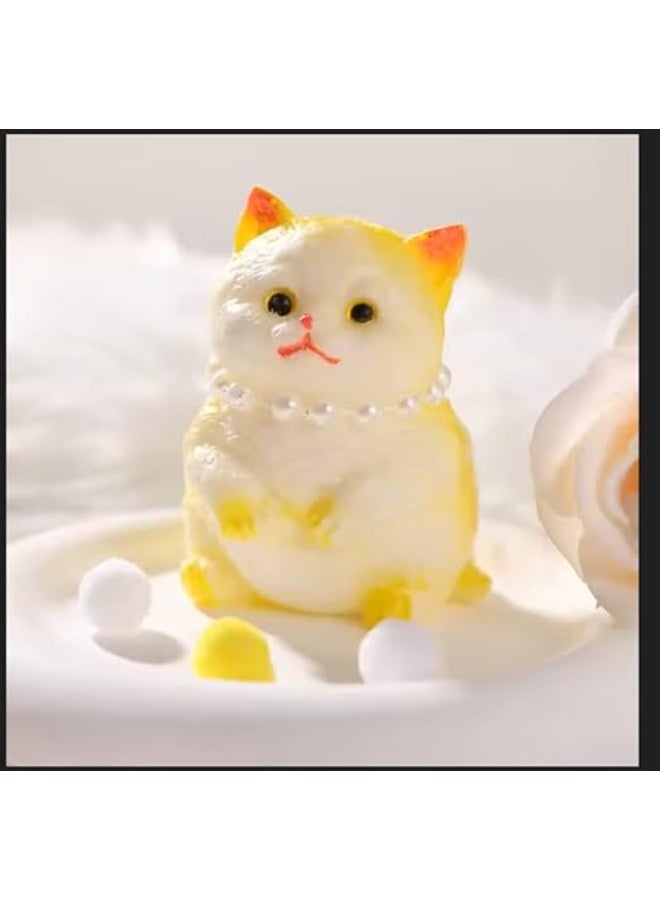 ادخل عالمًا من الهدوء والبهجة مع مجموعتنا الساحرة من ألعاب القطط المضادة للتوتر! هذه القطط الفارسية الرقيقة، المزينة بقلادات لؤلؤ أنيقة، ليست مجرد زينة لطيفة؛ بل هي رفيقك المثالي لتخفيف التوتر والقلق. صُممت بحجم مثالي يناسب راحة يدك، وتوفر تجربة ضغط ممتعة ومريحة تساعد على تهدئة الأعصاب وإعادة التركيز. - Image 3