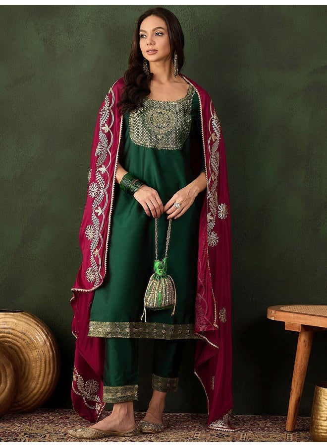 AKS Green Kurta Set With Contrast Dupatta - Image 5