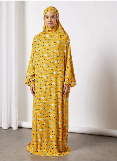 Hayat Praying Dress With Attached Veil