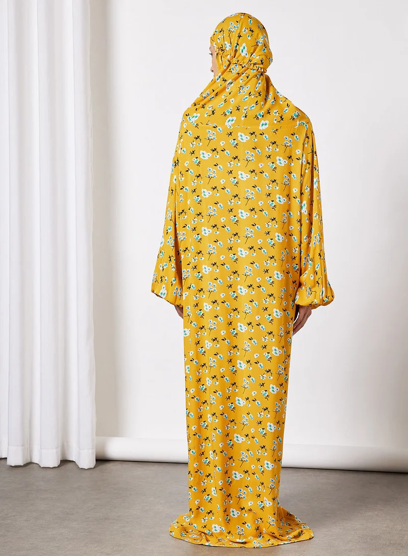 Hayat Praying Dress With Attached Veil