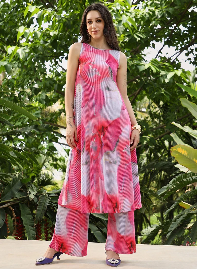 QISSA Qissa Women's Fuchsia Pink Floral Pleated-Halter Co-Ord Set For Casual Wear | Halter Neck | Sleeveless | 2 Piece Kurta Set Designed With Comfort Fit For Everyday Ethnic Wear