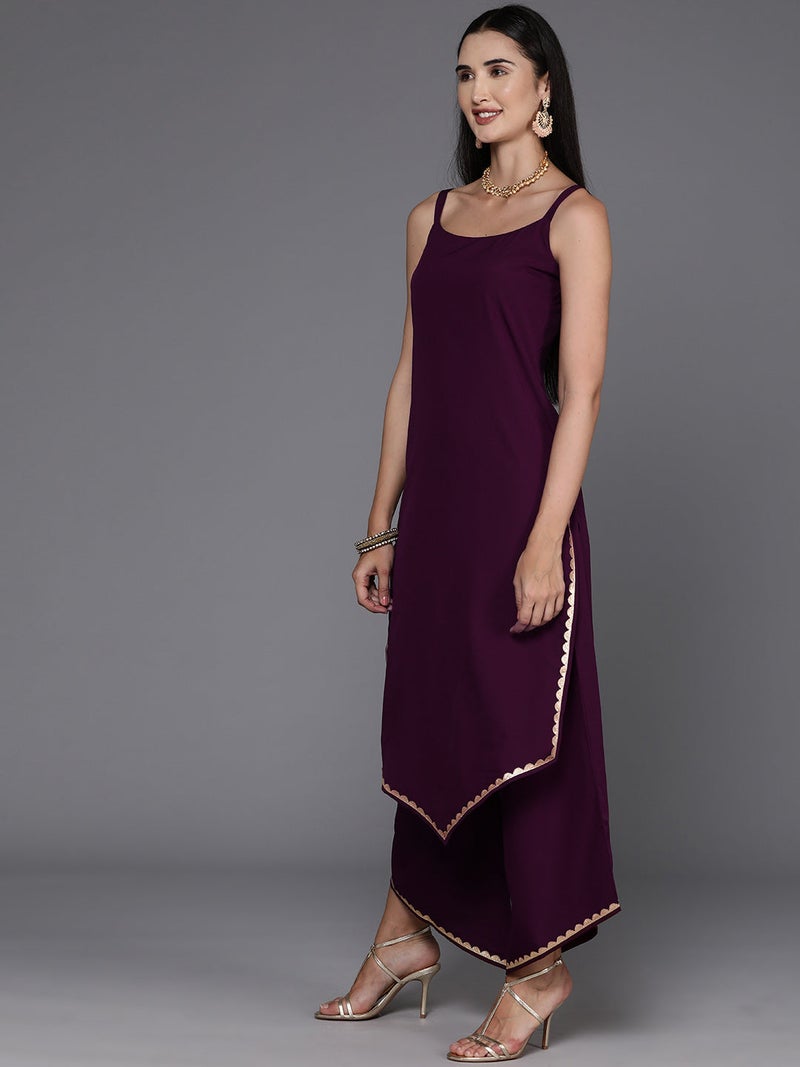 Ahalyaa Burgundy Kurta Set For Women - Image 3