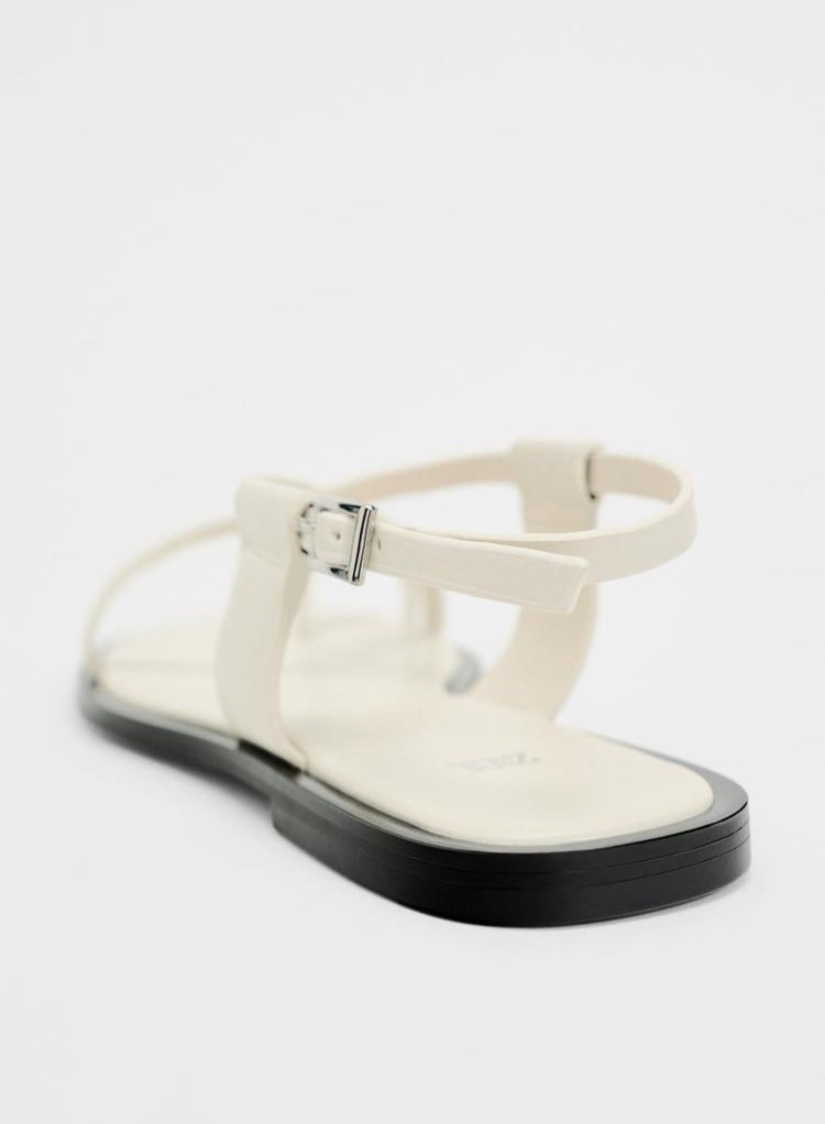 زارا صندل مسطح بأربطة مسطحة مع زينة معدنية - Image 4