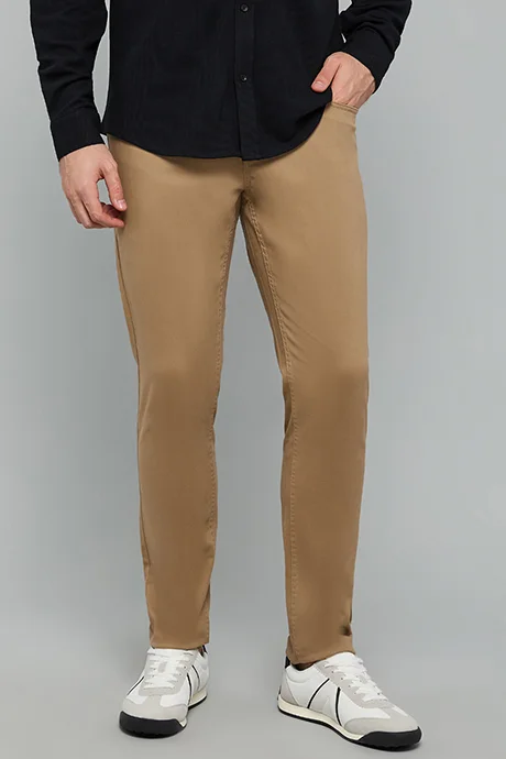أر أند بي Solid Slim Fit Pants with Button Closure