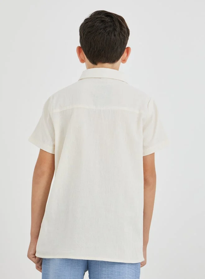 Styli Embroidered Spread Collar Buttoned Shirt
