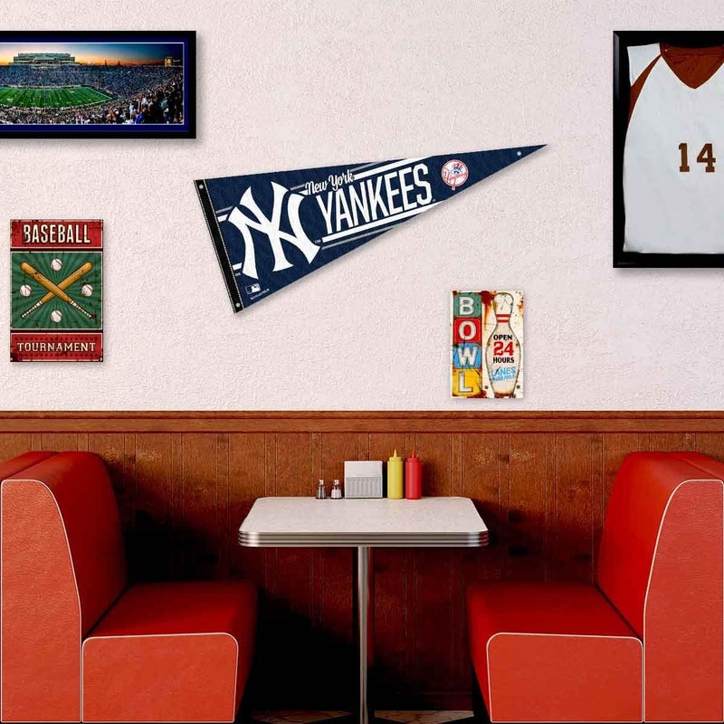 WinCraft NY Yankees Pennant Banner and Wall Tack Pads - Image 3