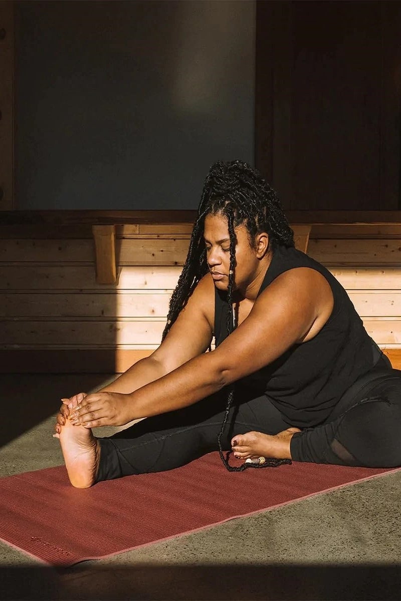 HALFMOON Essential Studio Yoga Mat, 24-Inch x 72-Inch Size, Plum - Image 4