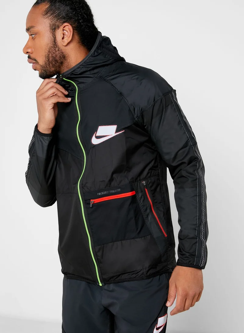 Nike Wild Run Windrunner Jacket