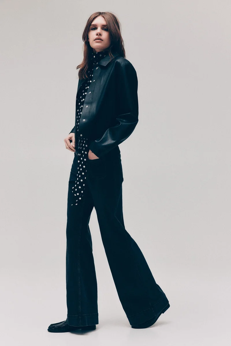 اتش اند ام جينز بخصر عالي وقصّة واسعة