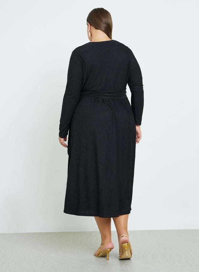 Styli Plus Size Black Midi Wrap Dress - Image 4