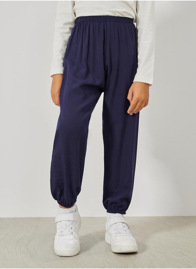 Solid Lightweight Pants with Elastic Waistband - pzsku/ZF197F1B54FB48AE935EDZ/45/_/1717231214/84f6ccbd-7a28-4a51-9dca-d8a4c425a1b2