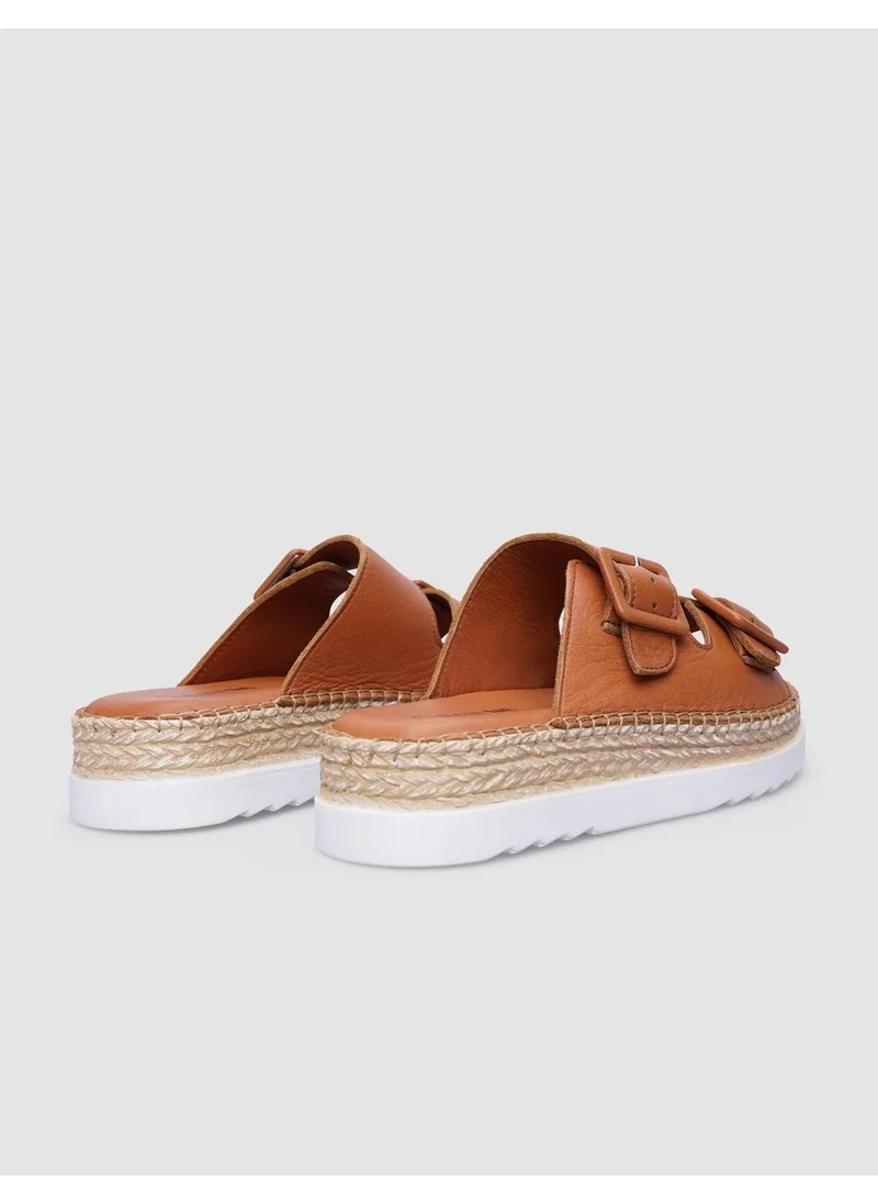 كاباني Tan Double Buckle Women's Slippers