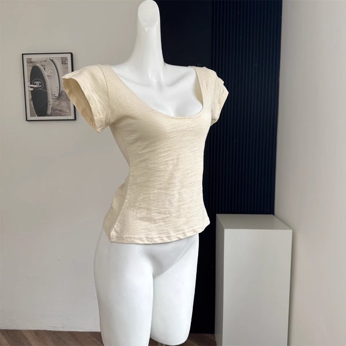Women's Petite Slim Fit Short Sleeve Scoop Neck T-Shirt - Image 3
