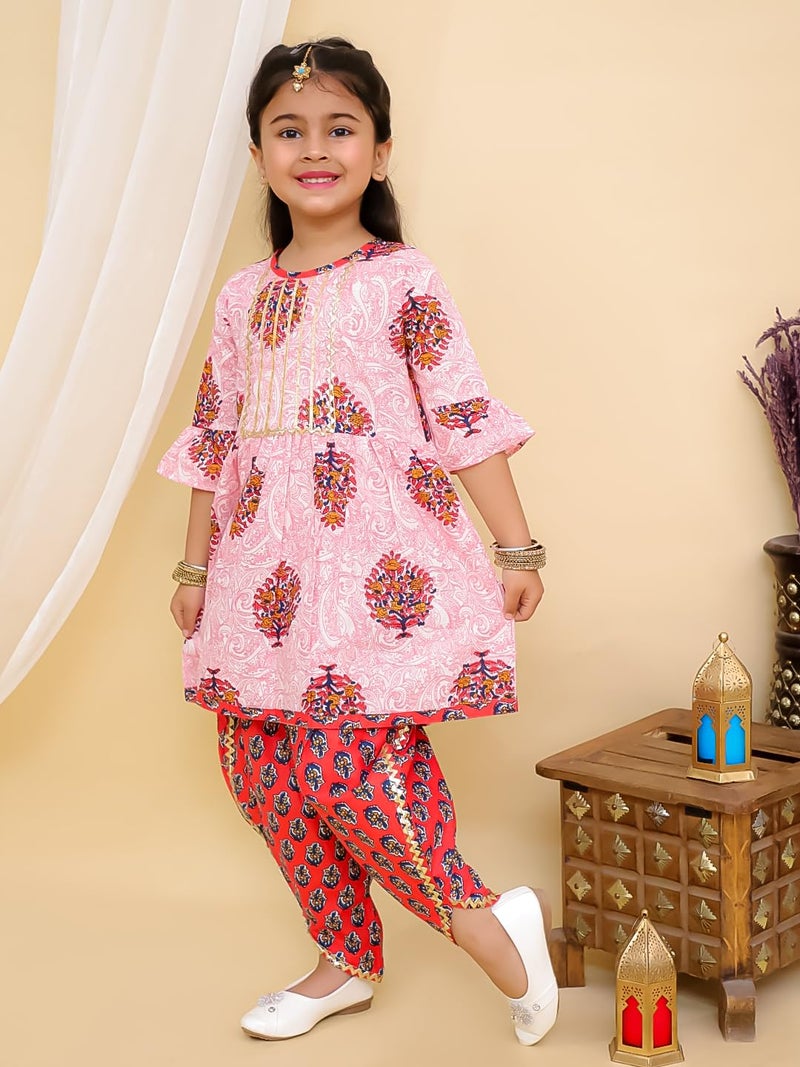 superminis Baby Girls Jaipuri Printed Frock Style Kurti With Frill Sleeves And Dhoti Style Salwar With Elastic Closure Ethnic Salwar Suit Set (Magenta, 2-3 Years) Cotton - Image 3