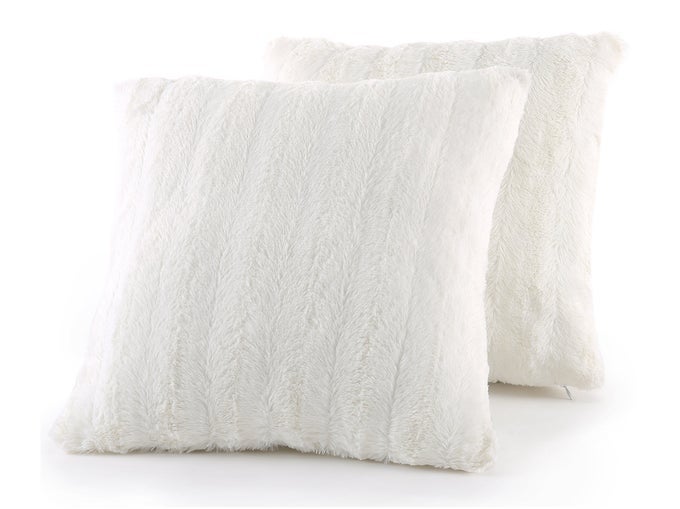 FAUX FUR THROW PILLOWS DECORATIVE PILLOWS FOR COUCH BED THROW PILLOWS WHITE ACCENT PILLOWS FOR BEDROOM OR LIVING ROOM AESTHETIC SET OF 2 FURRY THROW PILLOWS 18X18