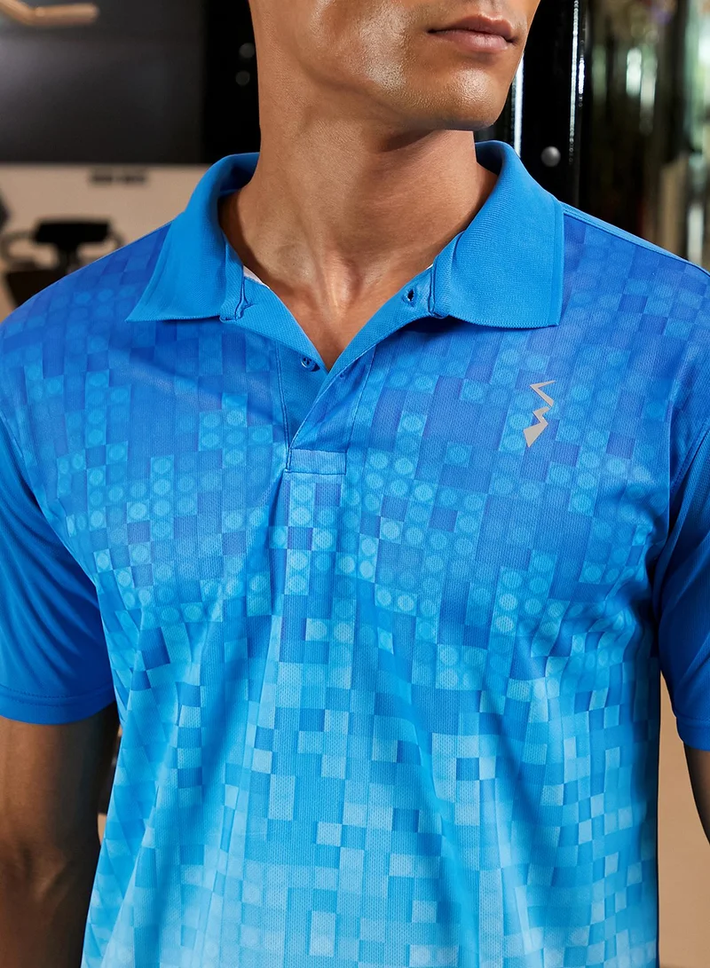 Campus Sutra Men's Sky Blue & Chalk White Ombre Polo Activewear T-Shirt For Casual Wear | Spread Collar | Short Sleeve | Anti-Odor | Dri-Fit | Jersey T-Shirt Crafted With Comfort Fit & High-Performance