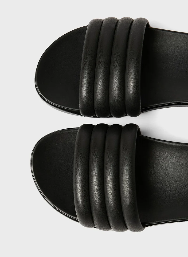 STEVE MADDEN Drips Flat Sandals