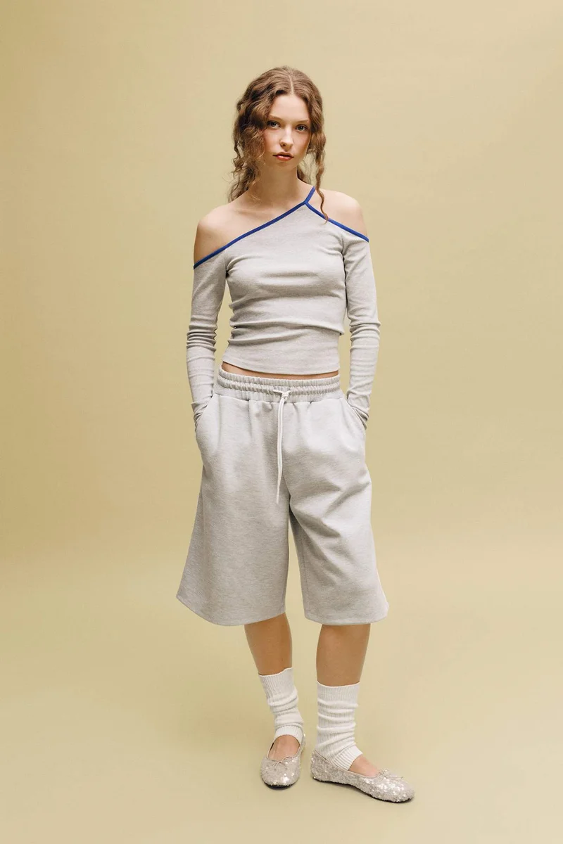 ديفاكتو Slim Fit Off Shoulder Ribana Long Sleeve T-Shirt