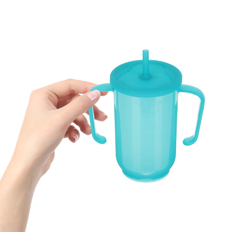 📦 كوب شرب مريح لكبار السن مع غطاء دوار وفوهة قابلة للتدوير وتصميم بمؤشرات القياس - Image 3