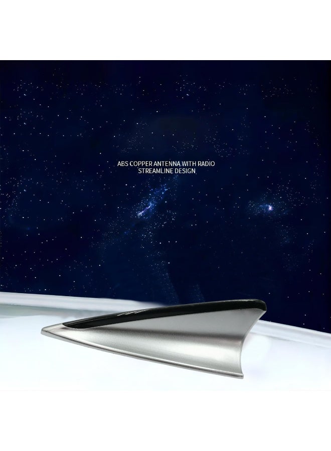 3 ار غطاء سقف مزخرف فضي لهوائي زعنفة القرش للسيارة | مُحسِّن إشارة بقلب نحاسي | تصميم أنيق وانسيابي | مُخفِّف ضوضاء الرياح | تركيب سهل - ١٦ سم × ٦ سم - Image 4