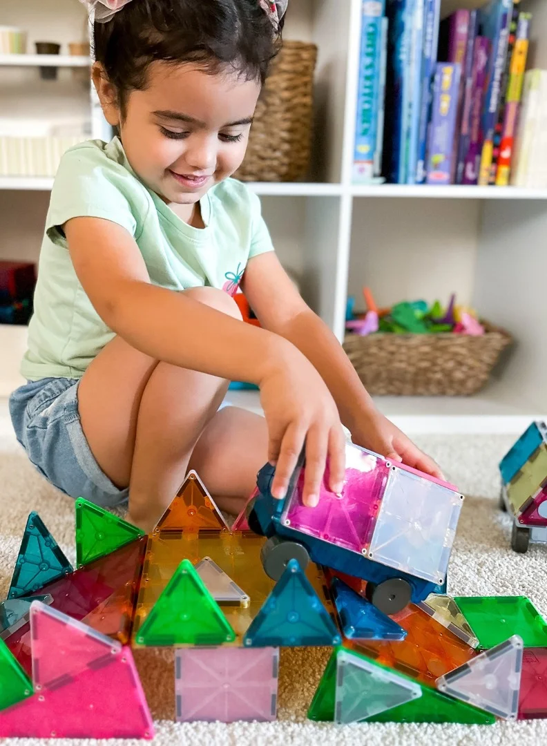 MAGNA-TILES Grand Prix 50 Piece Set