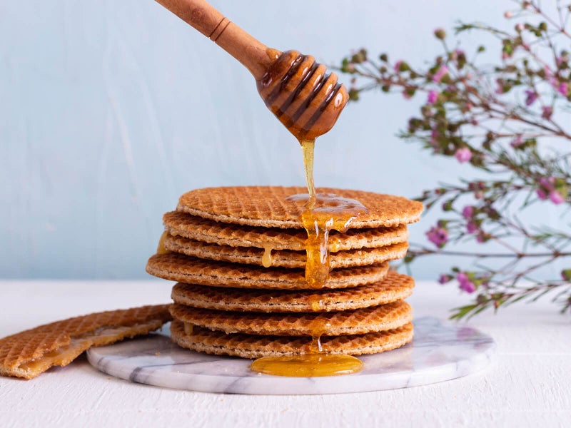 DAELMANS Stroopwafels, Dutch Waffles Soft Toasted, Honey, Office Snack, Kosher Dairy, Made In Holland, 8 Stroopwafels Per Box, 8.11 Oz (Pack of 1) - Image 5