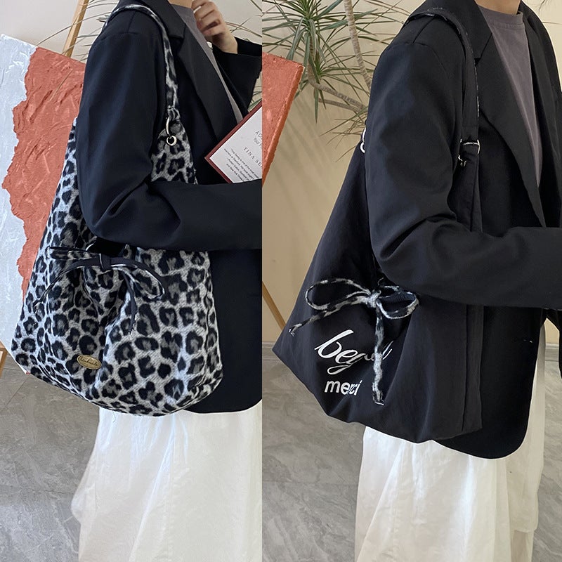 New Leopard Print Canvas Shoulder Bag Lazy Style Large Capacity Tote Bag Ins Work Commuter All-Match Cloth Bag - Image 2
