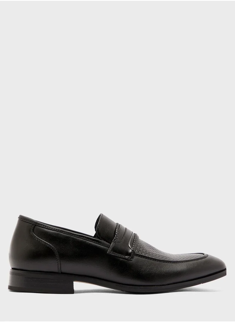 Robert Wood Formal Textured Apron Slip Ons