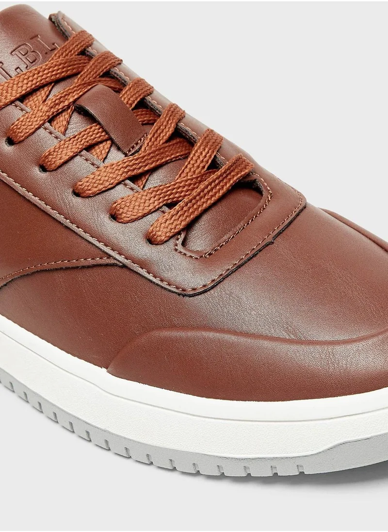 ال بي ال من شو اكسبرس Lace Up Low Top Sneakers