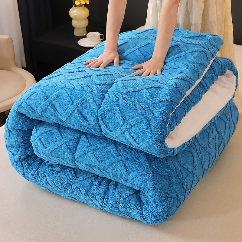 1pc Heavyweight Winter Weight Comforter | Luxury Plush Thickened Winter Quilt - Ultra-Soft Beige-Friendly Bedding with Quilting, Machine-Washable, Cozy All-Season Warmth, for Minimalist & Country Bedrooms, Ideal Luxury Bedding & Rustic Style Decor - Image 1