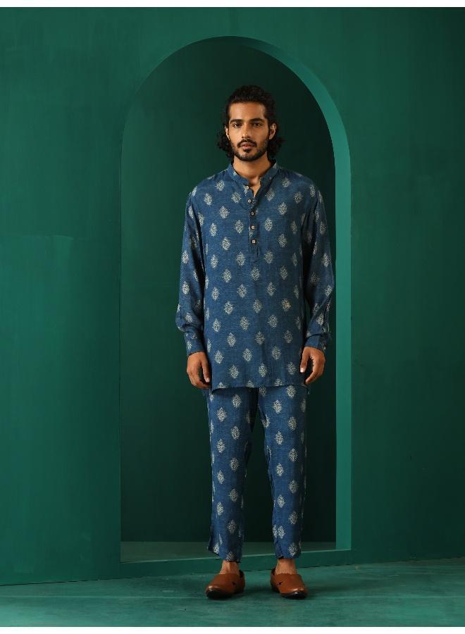 ترو برونز Men's Blue Floral Muslin Silk Printed Co-ord Set  - Image 2