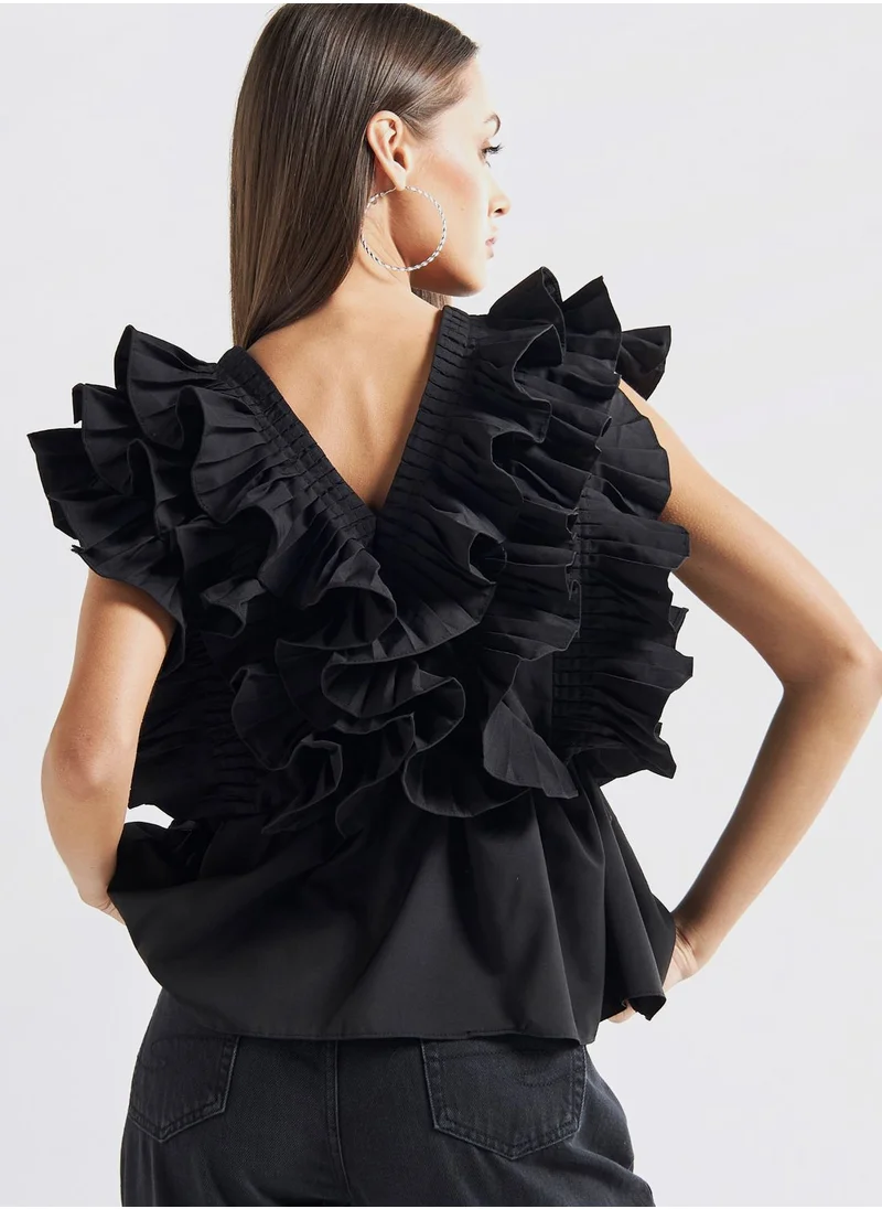 FAV Ruffle V-Neck Top