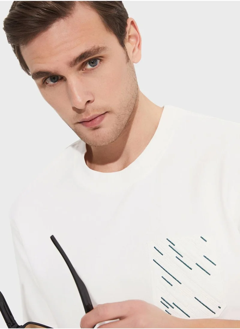 جون Essential Crew Neck T-Shirt