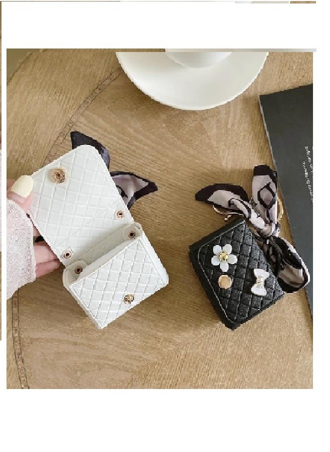 A wonderful case for Airpods in the form of a stylish small bag,
