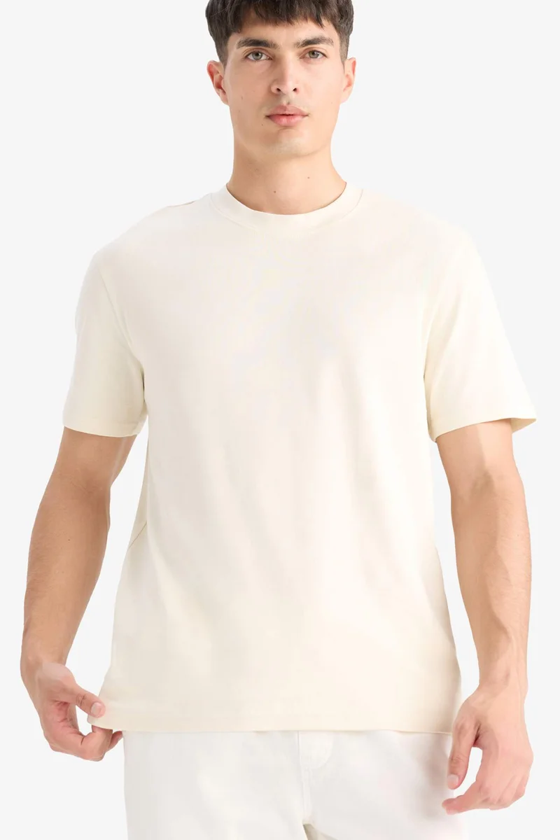 ديفاكتو Cotton Regular Fit Crew Neck Basic T-Shirt