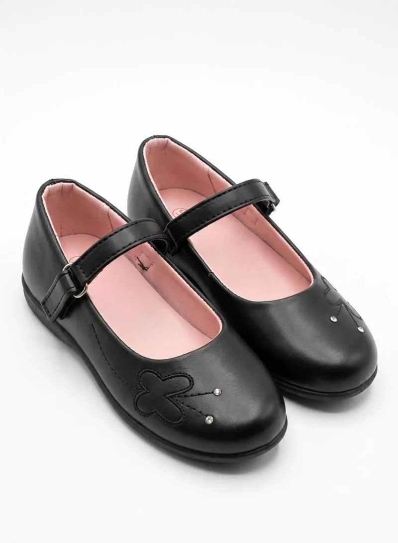 بيبي كلو Girls Black Mary Jane Shoes with Flower Detail