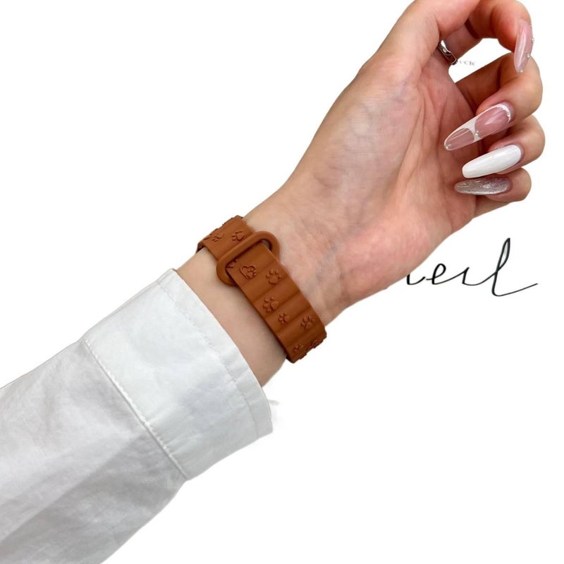 Adjustable Silicone Sport Strap Smartwatch Band Compatible with Apple Watch 38 40 41mm with Fit Replacement Strap in White - Image 5