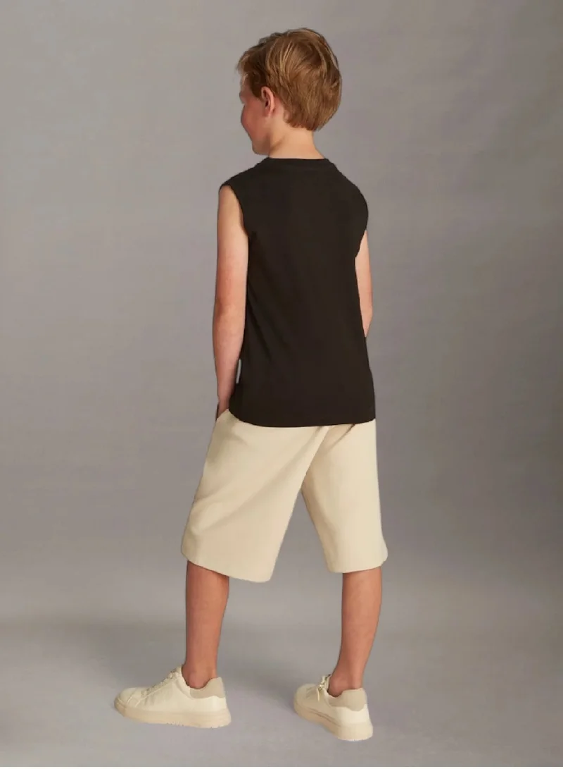 كالفن كلاين جينز طقم من 2 تيشيرت