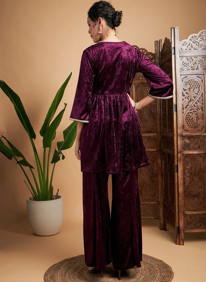 ساسافراس طقم كورتا أناركالي مطرز مع بنطلون بالازو للنساء - Image 5