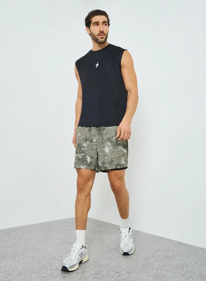 Styli Men Regular Camo Running Shorts