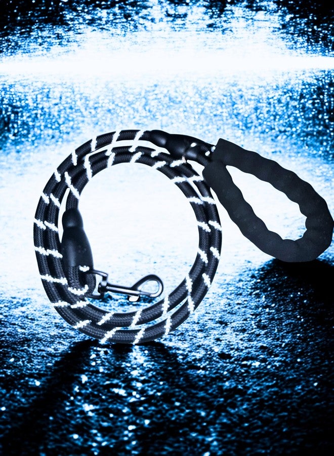 حبل تدريب مضفر شديد التحمل عاكس للضوء مناسب للكلاب الكبيرة، بطول 5 أقدام، مزود بمقبض مبطن ومشبك آمن لطوق الكلب والتحكم أثناء المشي في الهواء الطلق. - Image 4